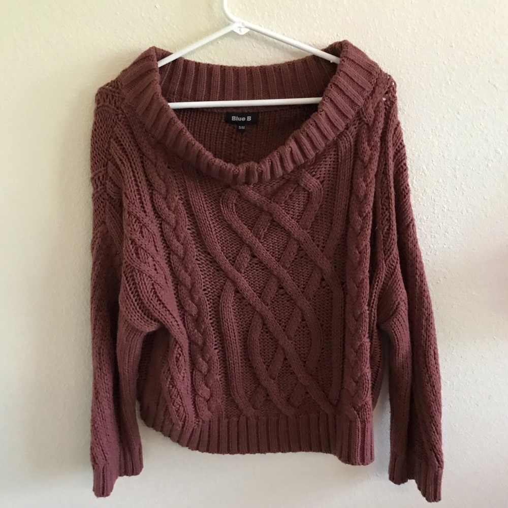 Brand is Blue B, size S/M, reddish brown